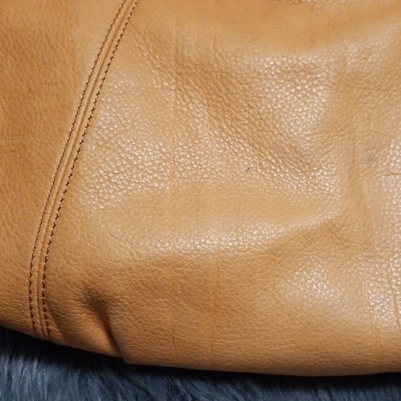 b. Makowsky Bag ❗️Price drop❗️ - Picture 8 of 8